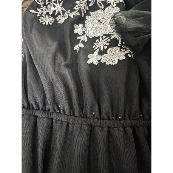 Inc International Concepts Off The Shoulder Heavily Embroidered Maxi Dress- Sz 6 - Picture 7 of 7